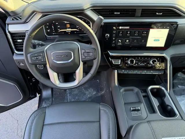 2026 GMC Sierra 2500HD Crew Cab, Standard Bed, Denali, 4WD