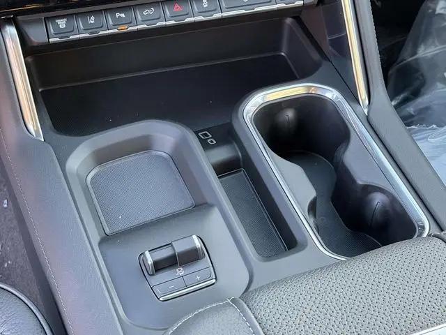 2026 GMC Sierra 2500HD Crew Cab, Standard Bed, Denali, 4WD