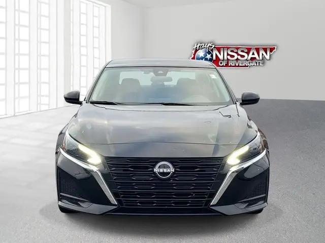 2023 Nissan Altima SV FWD
