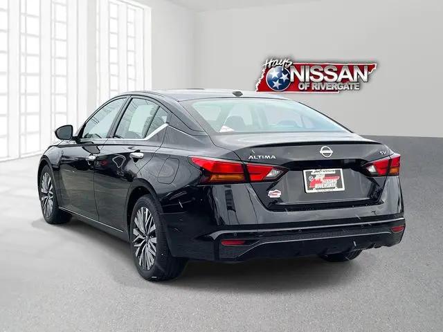 2023 Nissan Altima SV FWD