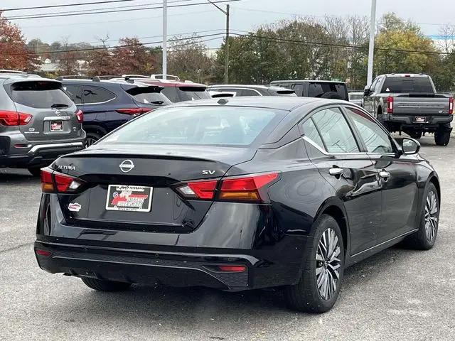 2023 Nissan Altima SV FWD