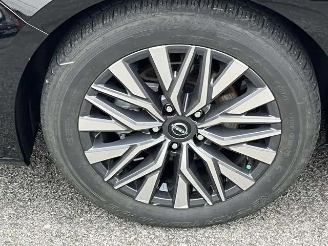 2023 Nissan Altima SV FWD