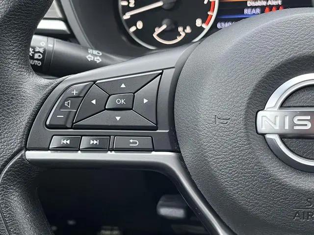 2023 Nissan Altima SV FWD