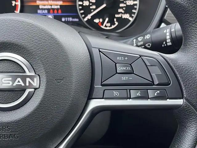 2023 Nissan Altima SV FWD