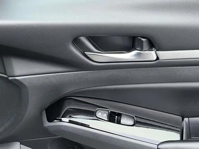 2023 Nissan Altima SV FWD