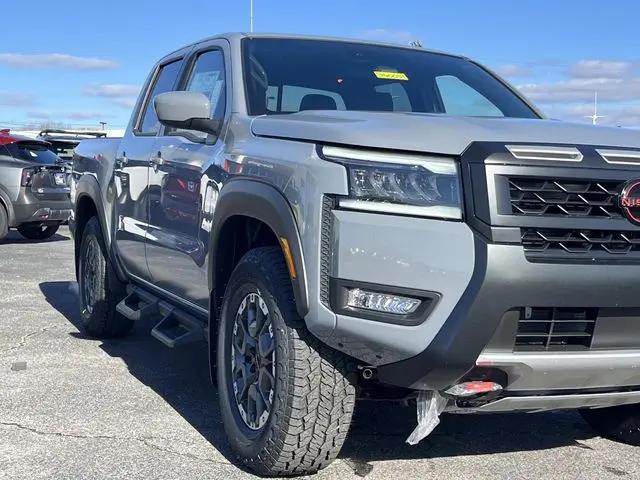 2026 Nissan Frontier Crew Cab PRO-4X 4x4