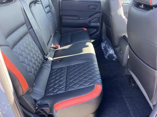 2026 Nissan Frontier Crew Cab PRO-4X 4x4