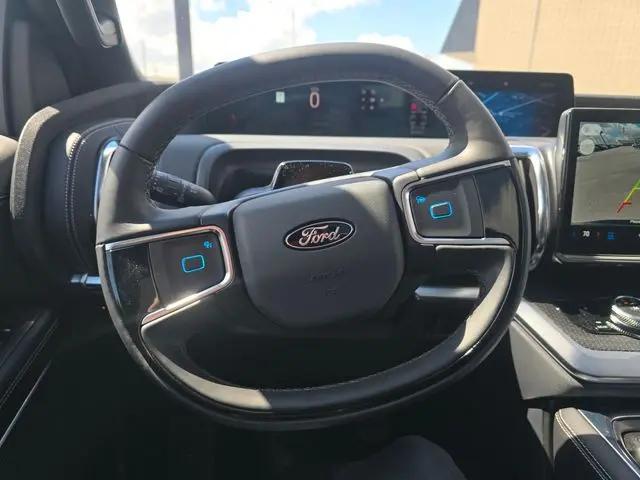 2025 Ford Expedition Platinum MAX