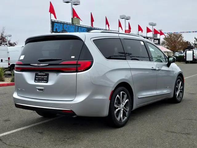 2026 Chrysler Pacifica Pinnacle