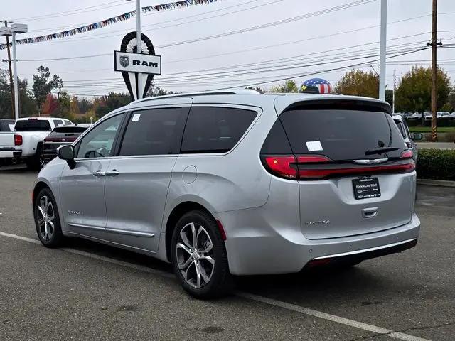 2026 Chrysler Pacifica Pinnacle