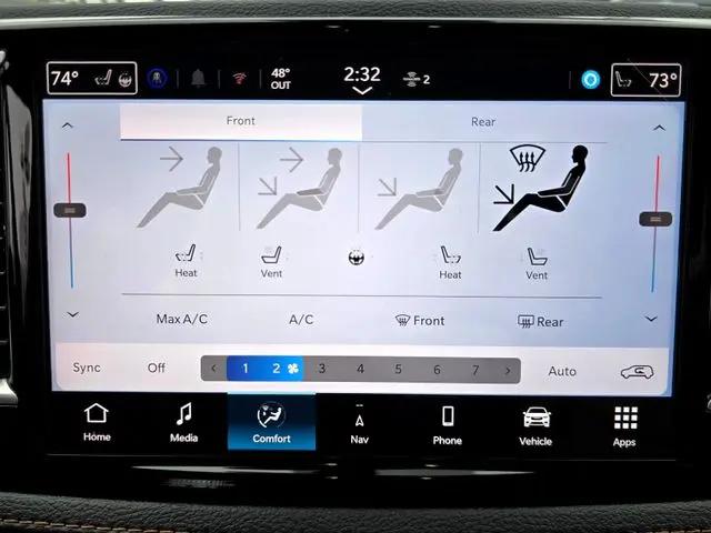 2026 Chrysler Pacifica Pinnacle