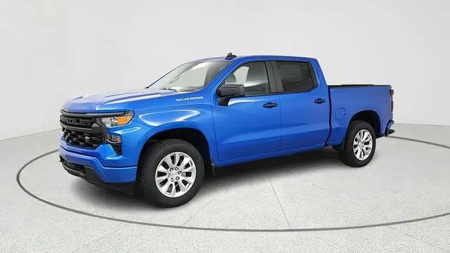 2026 Chevrolet Silverado 1500 2WD Crew Cab Short Bed Custom