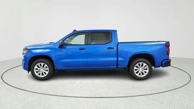 2026 Chevrolet Silverado 1500 2WD Crew Cab Short Bed Custom