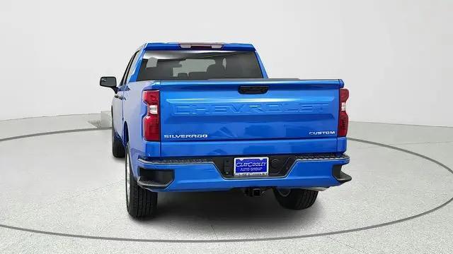 2026 Chevrolet Silverado 1500 2WD Crew Cab Short Bed Custom