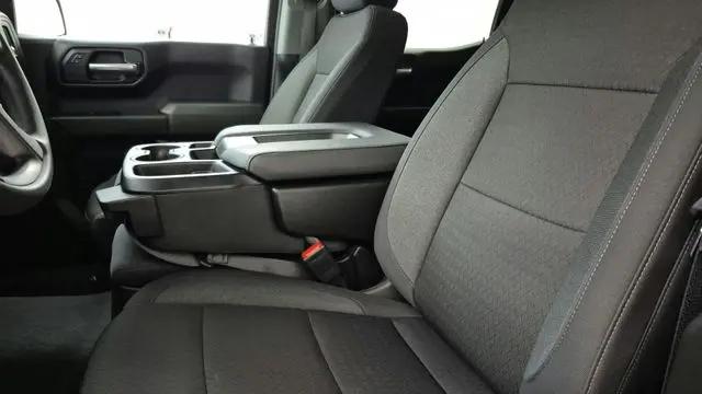 2026 Chevrolet Silverado 1500 2WD Crew Cab Short Bed Custom