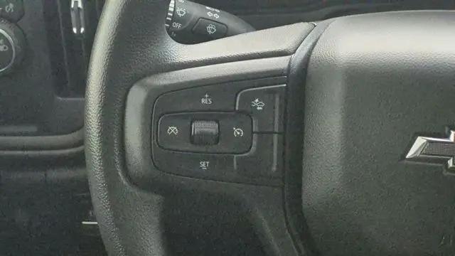 2026 Chevrolet Silverado 1500 2WD Crew Cab Short Bed Custom