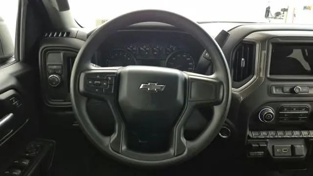 2026 Chevrolet Silverado 1500 2WD Crew Cab Short Bed Custom