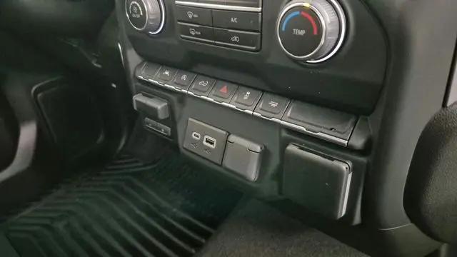 2026 Chevrolet Silverado 1500 2WD Crew Cab Short Bed Custom