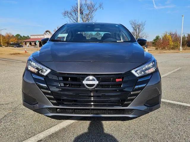 2025 Nissan Versa 1.6 SR
