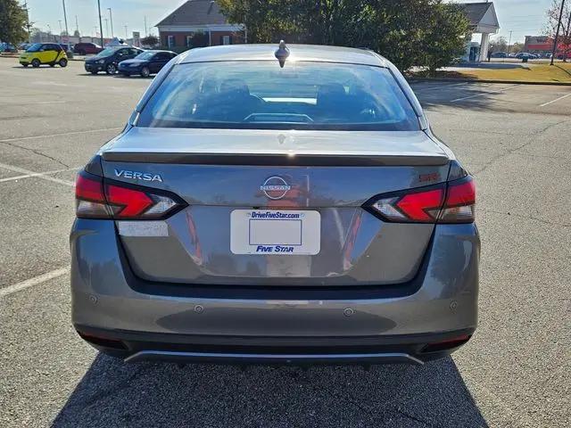 2025 Nissan Versa 1.6 SR