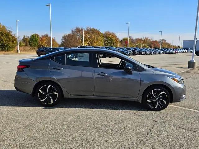 2025 Nissan Versa 1.6 SR