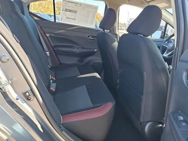 2025 Nissan Versa 1.6 SR