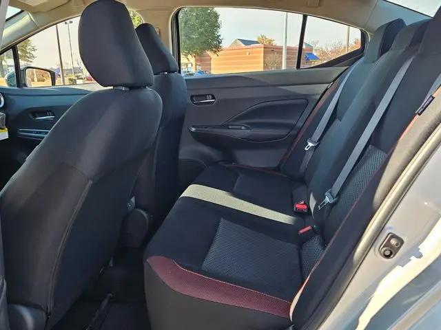 2025 Nissan Versa 1.6 SR