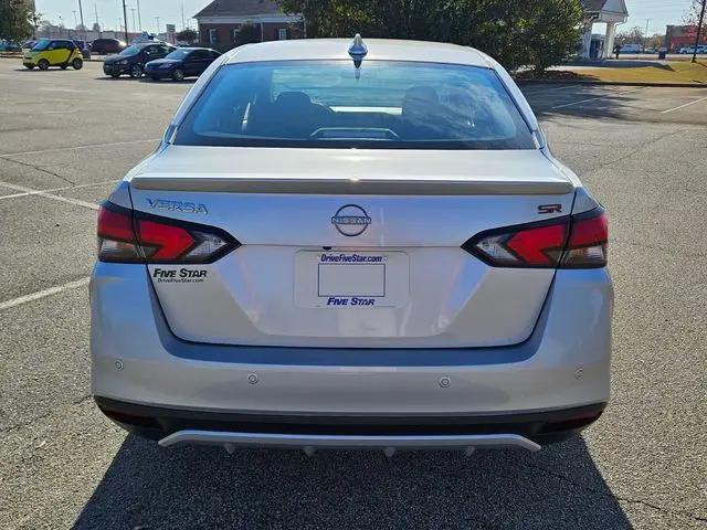 2025 Nissan Versa 1.6 SR