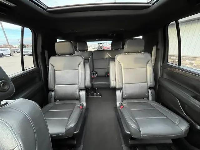 2022 Chevrolet Suburban 4WD Z71