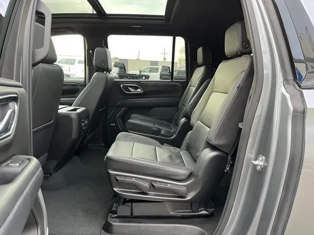 2022 Chevrolet Suburban 4WD Z71