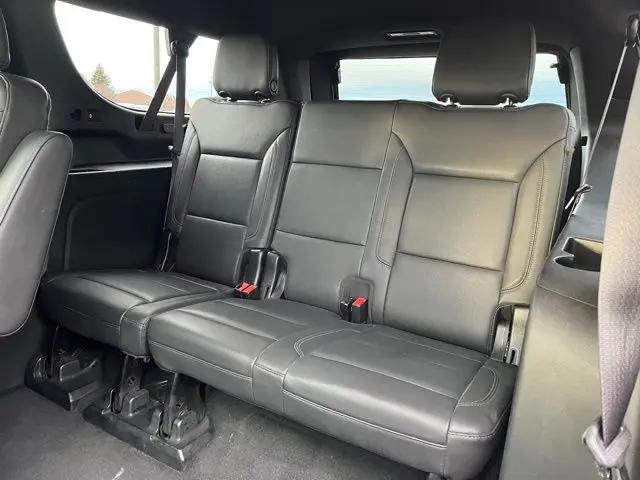 2022 Chevrolet Suburban 4WD Z71