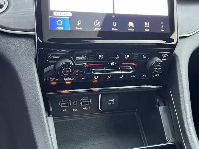 2025 Jeep Grand Cherokee L Limited 4x4