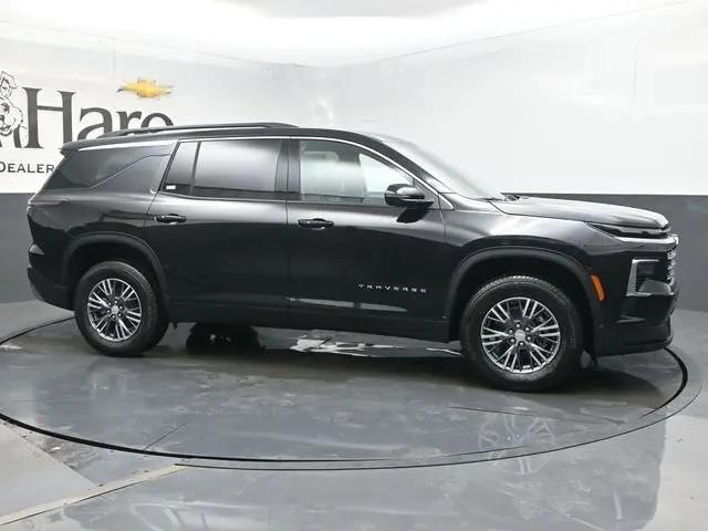 2026 Chevrolet Traverse AWD LT
