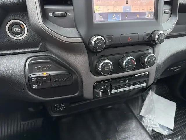 2024 Ram 3500 Tradesman/SLT