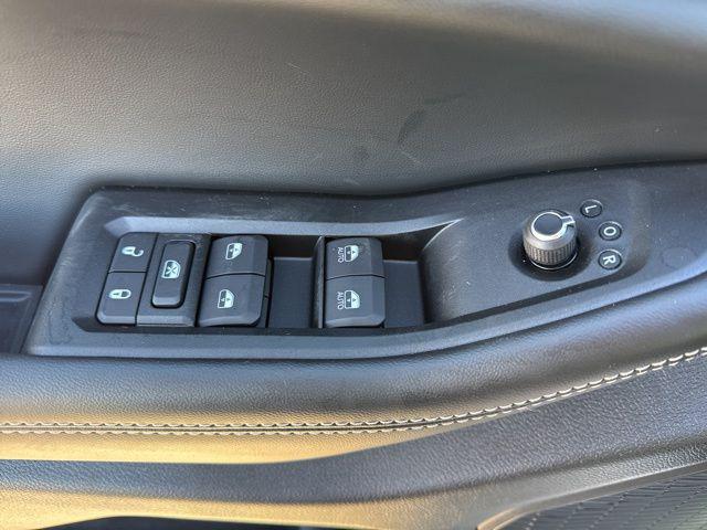2025 Jeep Grand Cherokee L Altitude X 4x2