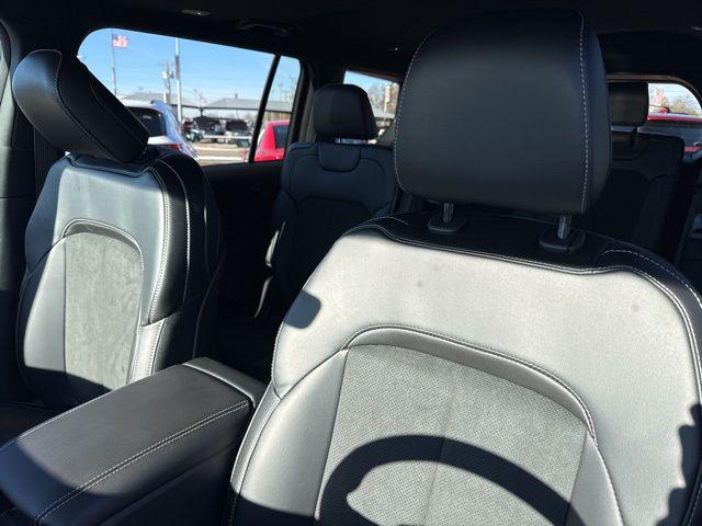 2025 Jeep Grand Cherokee L Altitude X 4x2