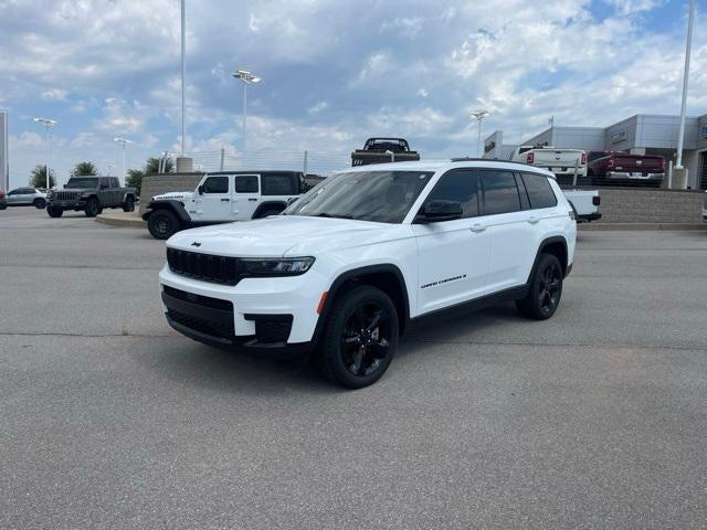2023 Jeep Grand Cherokee L Altitude 4x4 2023 Jeep Grand Cherokee L Altitude 4x4