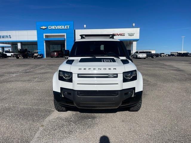 2024 Land Rover Defender Outbound