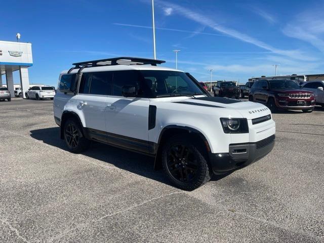2024 Land Rover Defender Outbound
