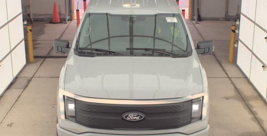 2024 Ford F-150 Lightning Flash