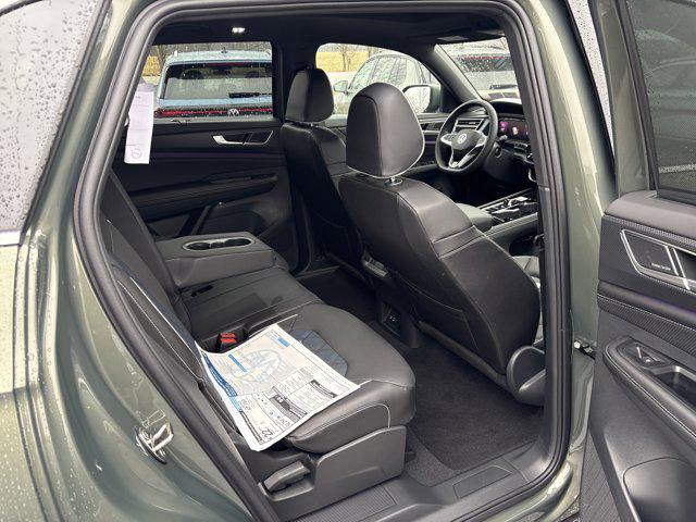 2026 Volkswagen Atlas Cross Sport SEL Premium R-Line