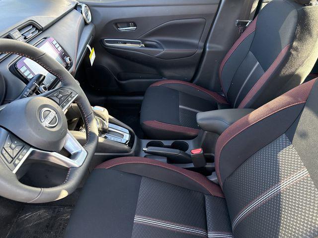 2025 Nissan Versa 1.6 SR