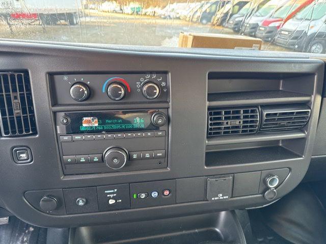 2025 GMC Savana Cutaway Work Van