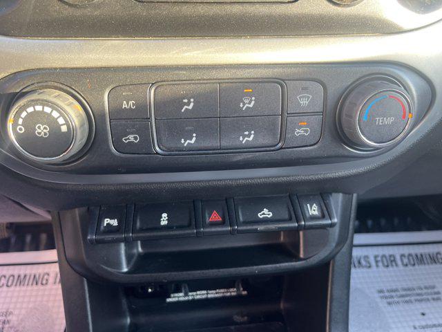 2022 Chevrolet Colorado 2WD Extended Cab Long Box LT