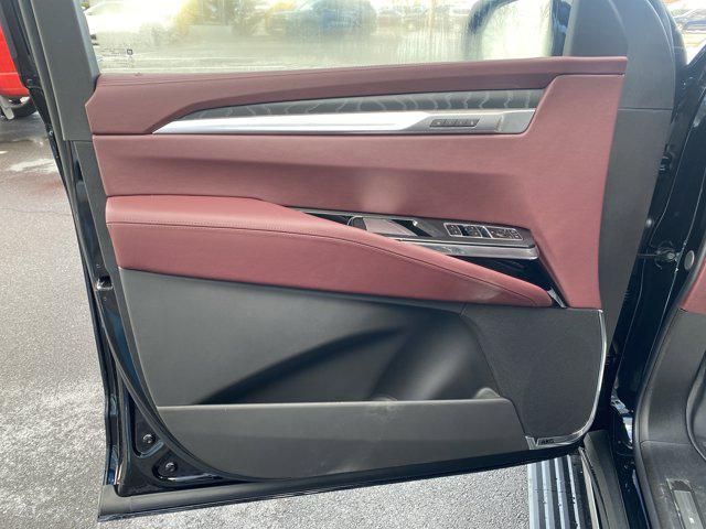 2026 Cadillac Escalade ESV Luxury