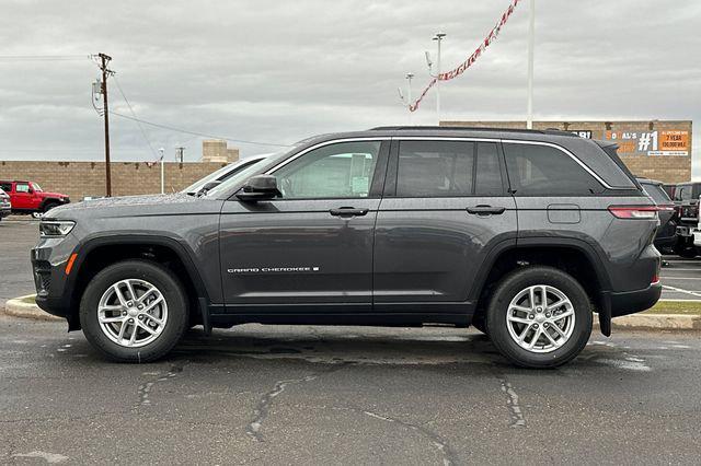 2025 Jeep Grand Cherokee Laredo X 4x2