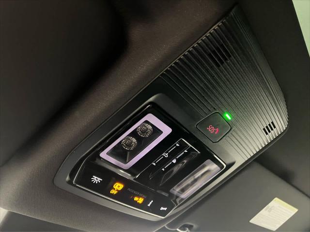 2026 Volkswagen Atlas Cross Sport SE with Technology