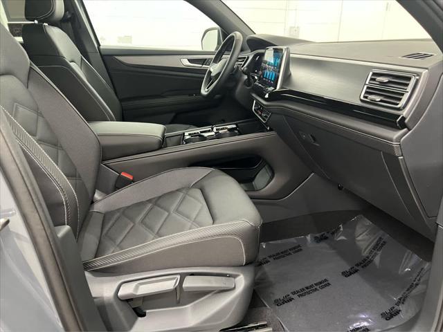 2026 Volkswagen Atlas Cross Sport SE with Technology