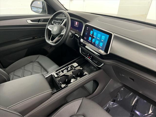 2026 Volkswagen Atlas Cross Sport SE with Technology
