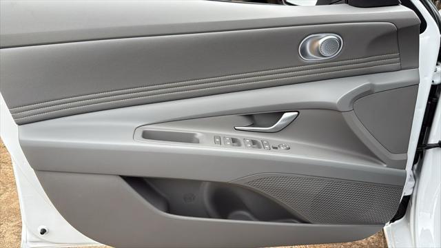 2026 Hyundai Elantra Hybrid SEL Sport